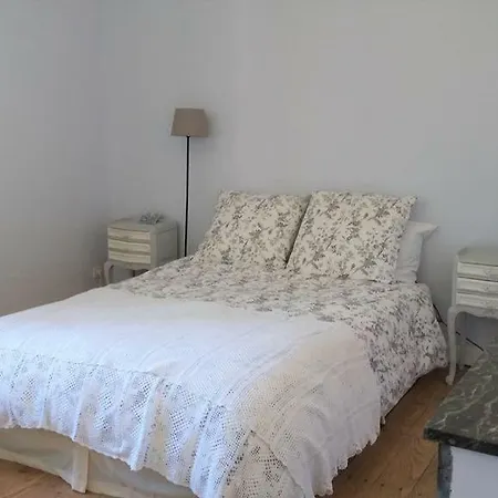Maison Carree - Ferienhaus *