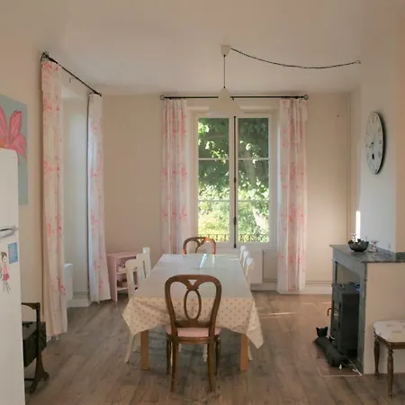 Ferienhaus Maison Carree - *